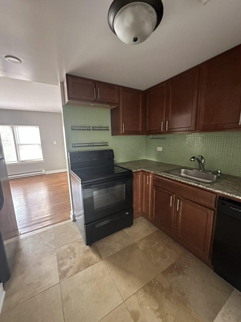 7630 1/2 N Milwaukee Ave #3A, Niles, IL 60714