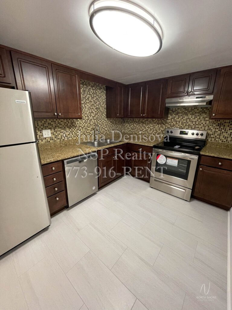 525 N Quentin Rd #406, Palatine, IL 60067