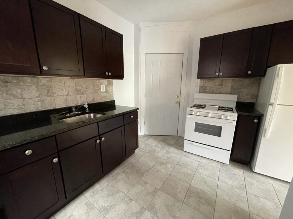 6349 N Magnolia Ave #2P, Chicago, IL 60660