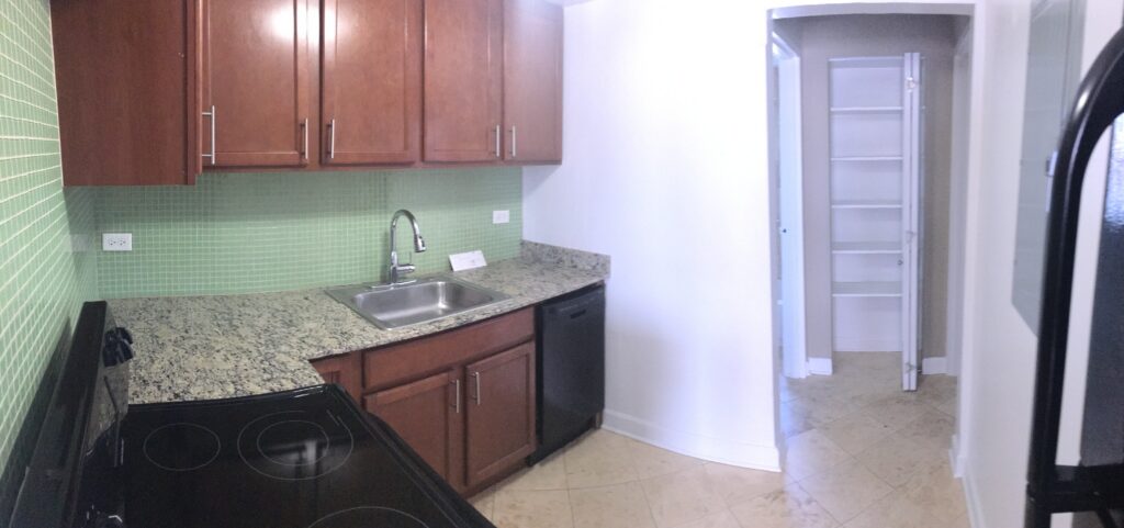 7632 1/2 N Milwaukee Ave #2B, Niles, IL 60714