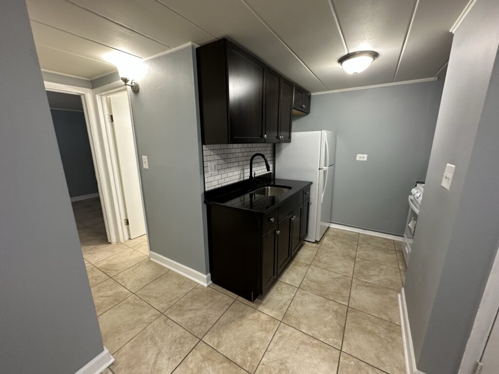 9630 Ivanhoe Ave #1- bsmt — photo 2