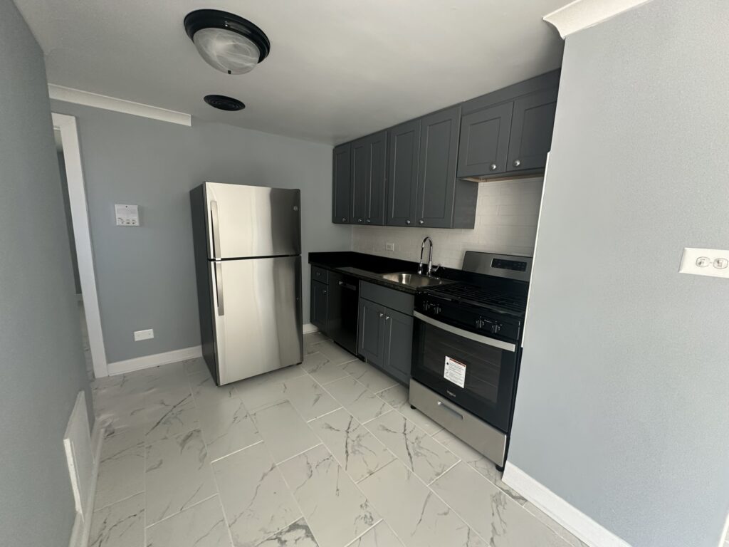 2754 W North Shore Ave #2S — photo 2