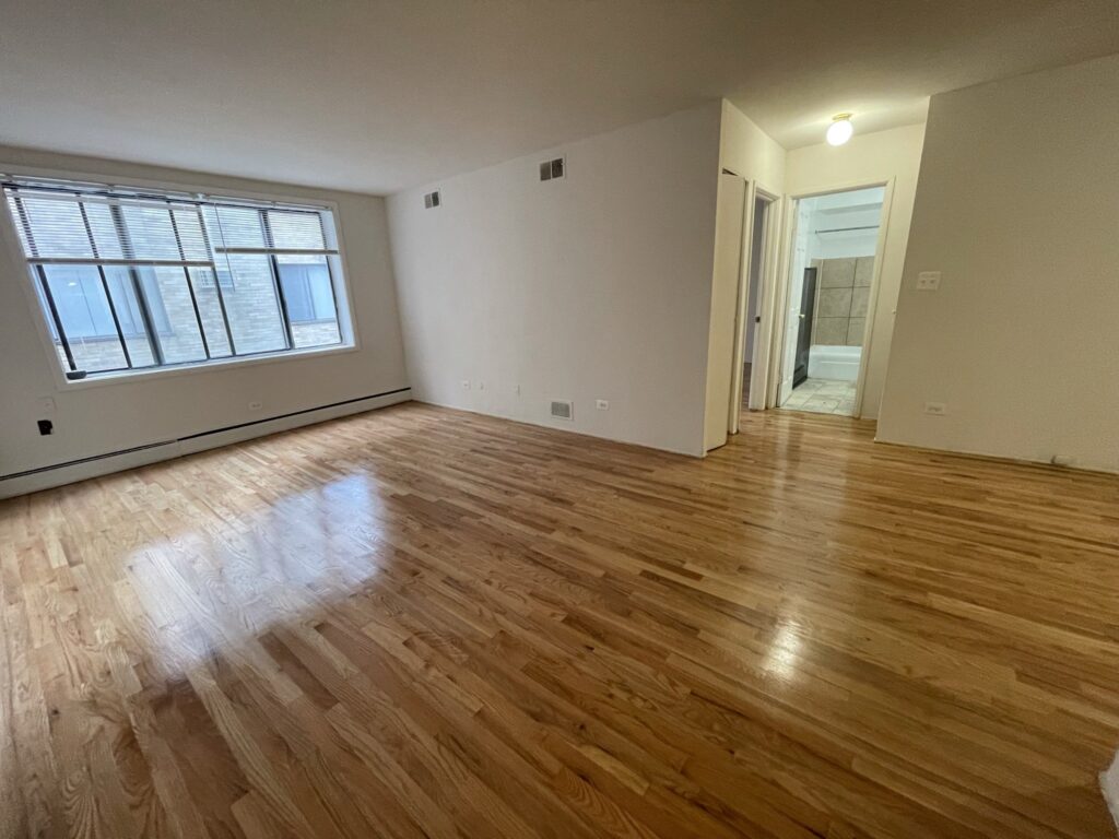 1515 W Morse Ave #309 — photo 2