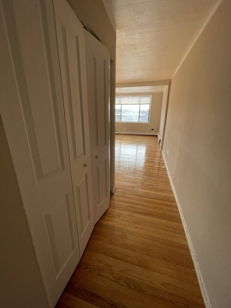 1515 W Morse Ave #307 — photo 3