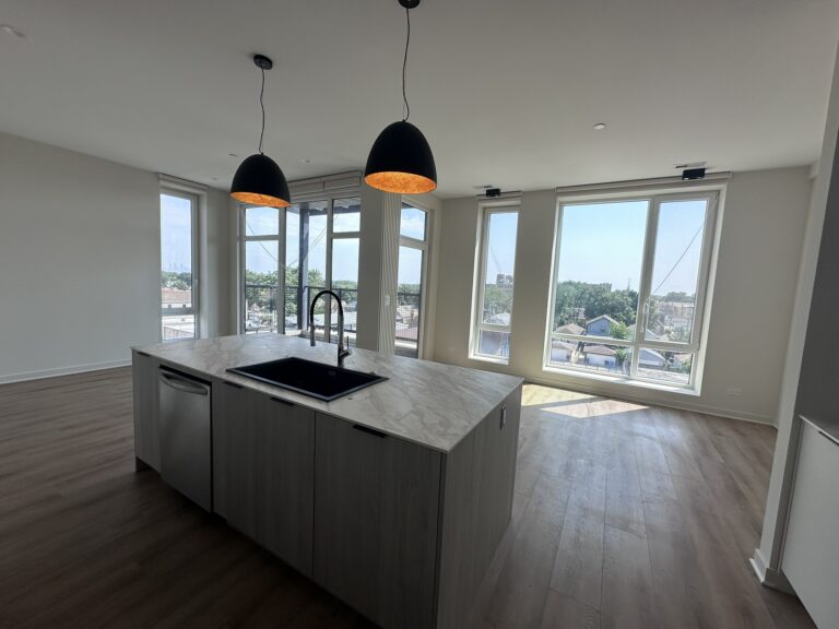 6340 W Belmont Ave #305 — photo 3