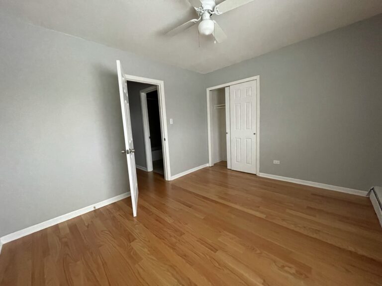 8506 Waukegan Rd #15 — photo 3
