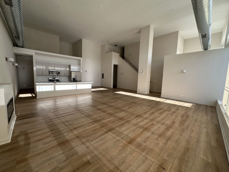 3207 N Narragansett Ave #103 — photo 3