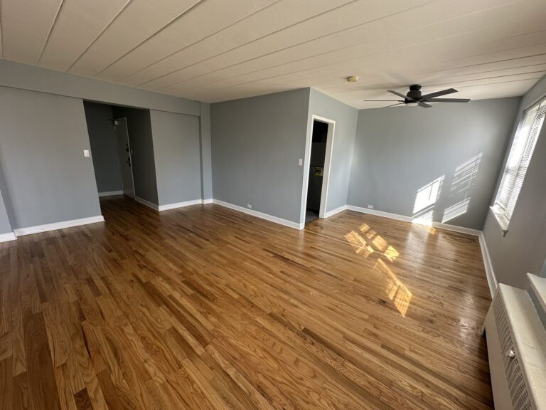 1360 W Touhy Ave #301 — photo 3
