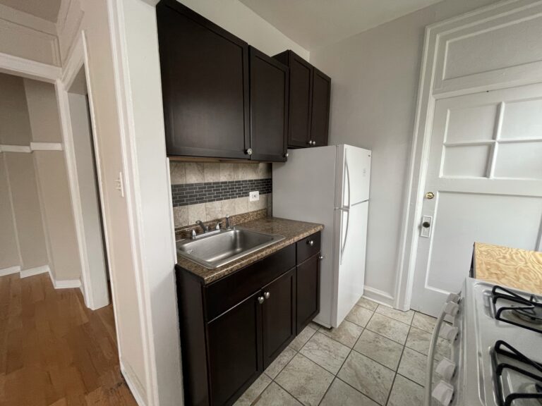 1367 W Estes Ave #2K — photo 15