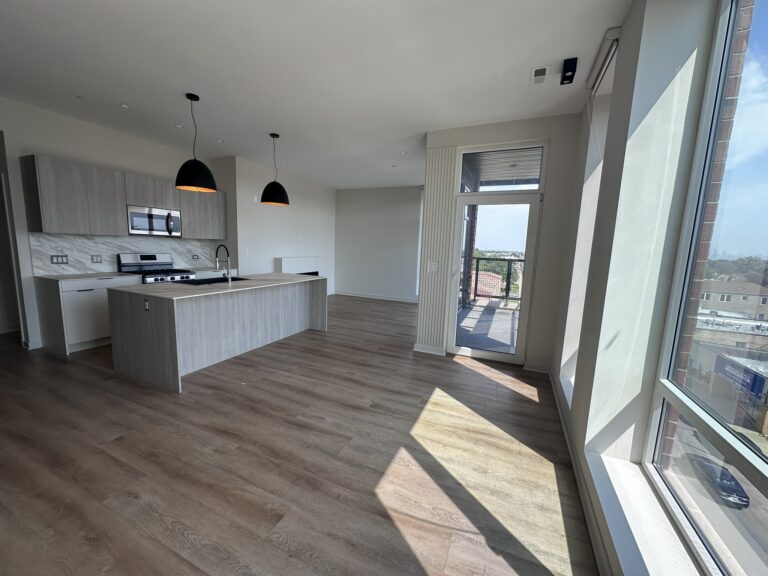 6340 W Belmont Ave #305 — photo 4