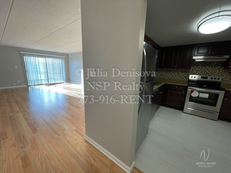 525 N Quentin Rd #406 — photo 4