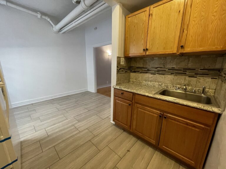 1321 1/2 W Estes Ave #49 — photo 4