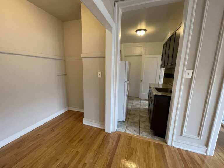 1371 W Estes Ave #3D — photo 5
