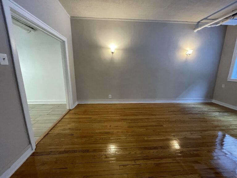 1321 1/2 W Estes Ave #49 — photo 5