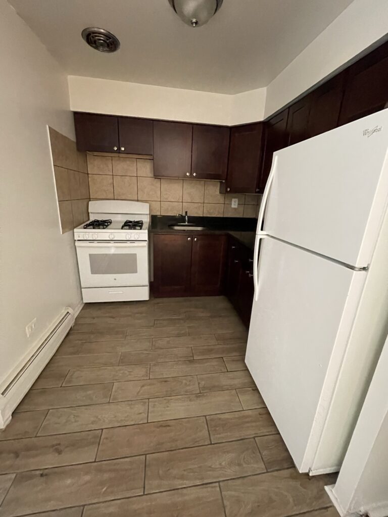 1515 W Morse Ave #307 — photo 6