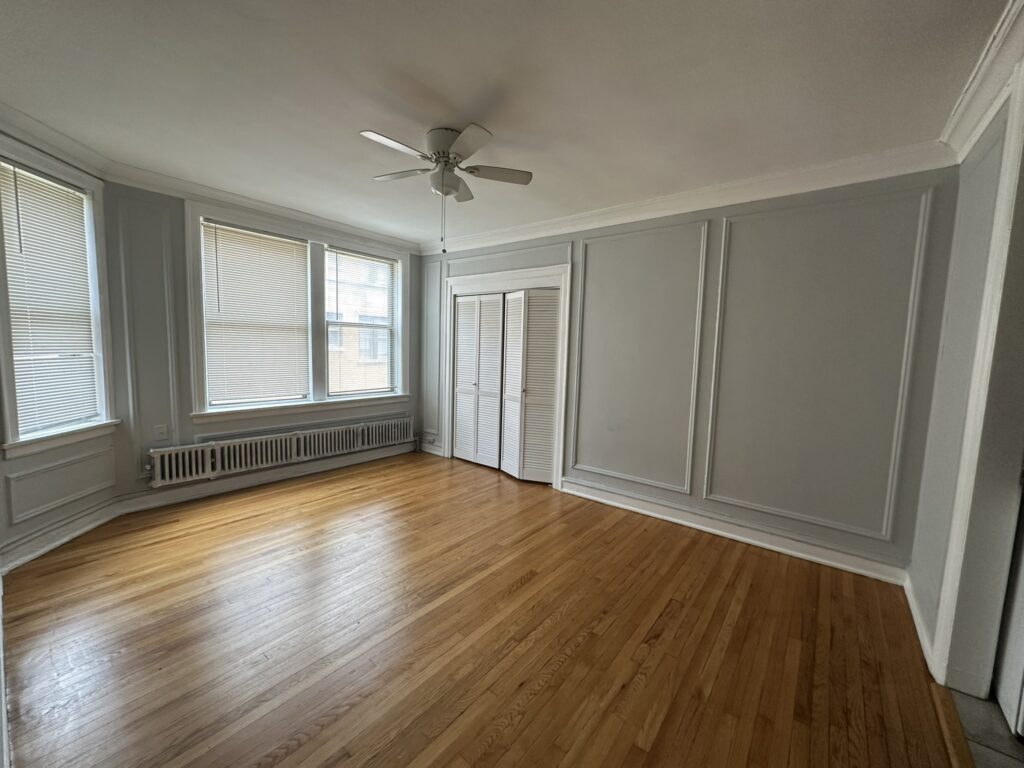 1371 W Estes Ave #2F