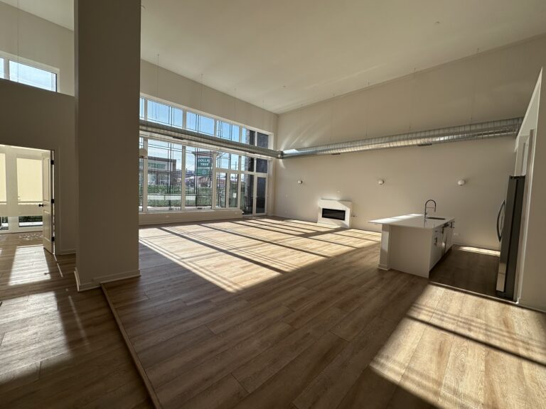 3207 N Narragansett Ave #103 — photo 6