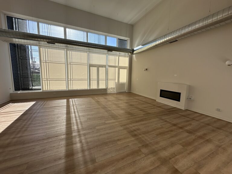 3207 N Narragansett Ave #103 — photo 7
