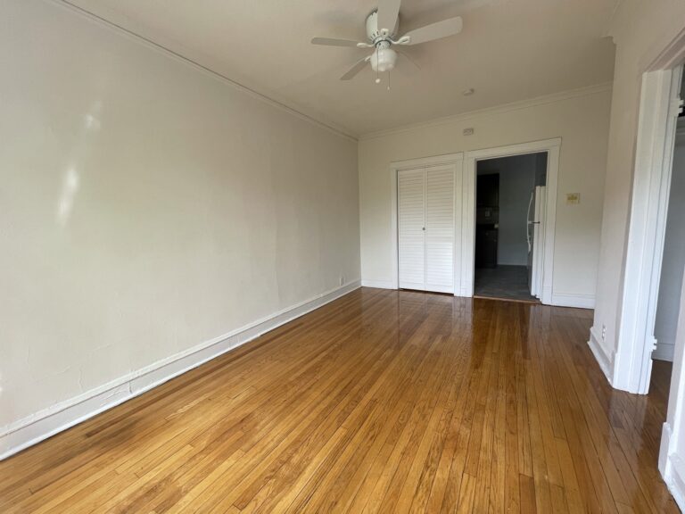 6349 N Magnolia Ave #2P — photo 8