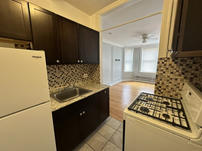 1371 W Estes Ave #2F — photo 4
