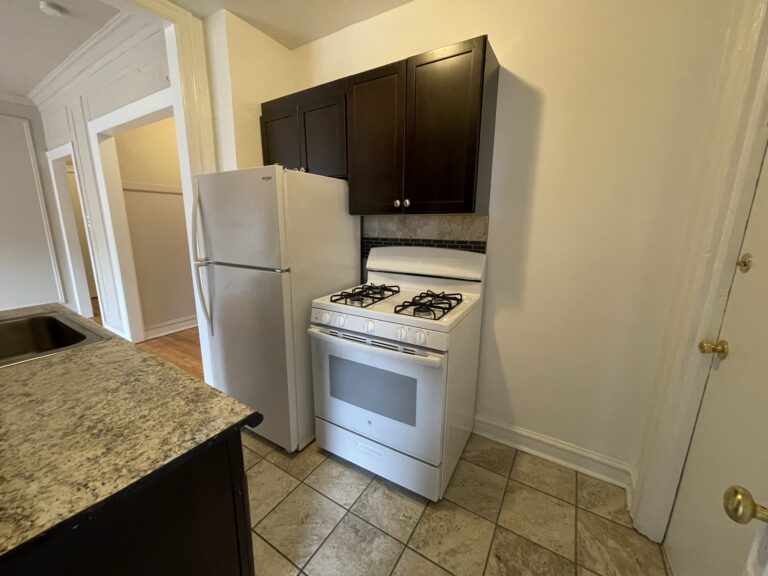 1371 W Estes Ave #3D — photo 9