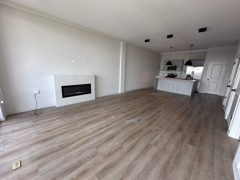 3207 N Narragansett Ave #307 — photo 9
