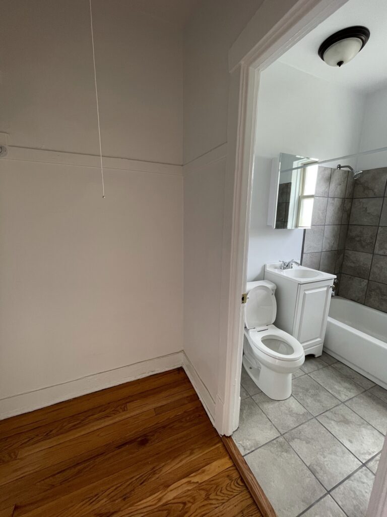 6349 N Magnolia Ave #2P — photo 9