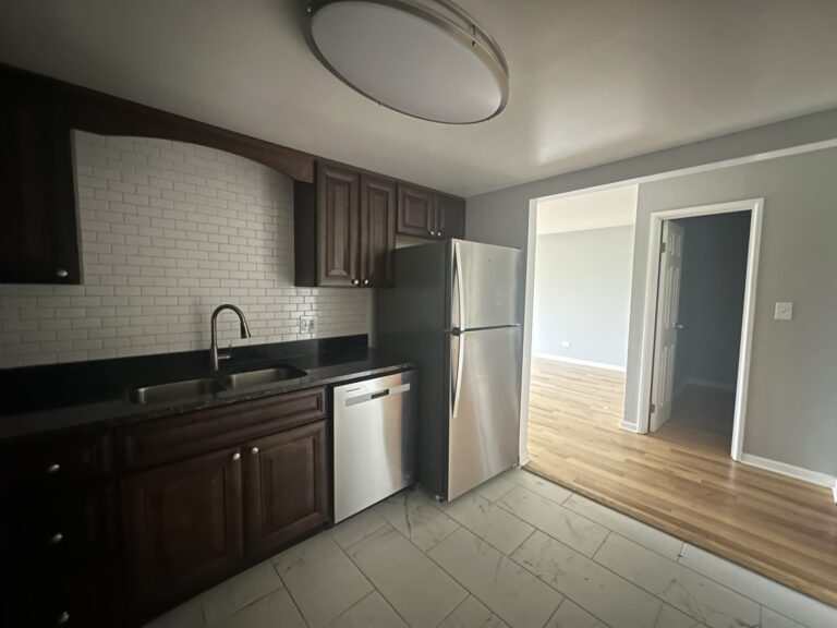 525 N Quentin Rd #408 — photo 9