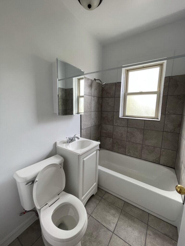 6349 N Magnolia Ave #2P — photo 10