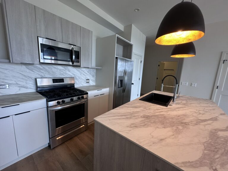 3207 N Narragansett Ave #307 — photo 11