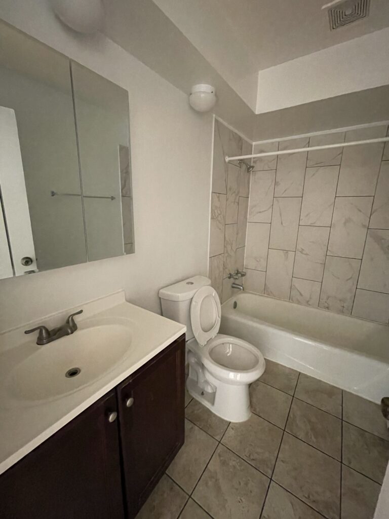 1515 W Morse Ave #307 — photo 11