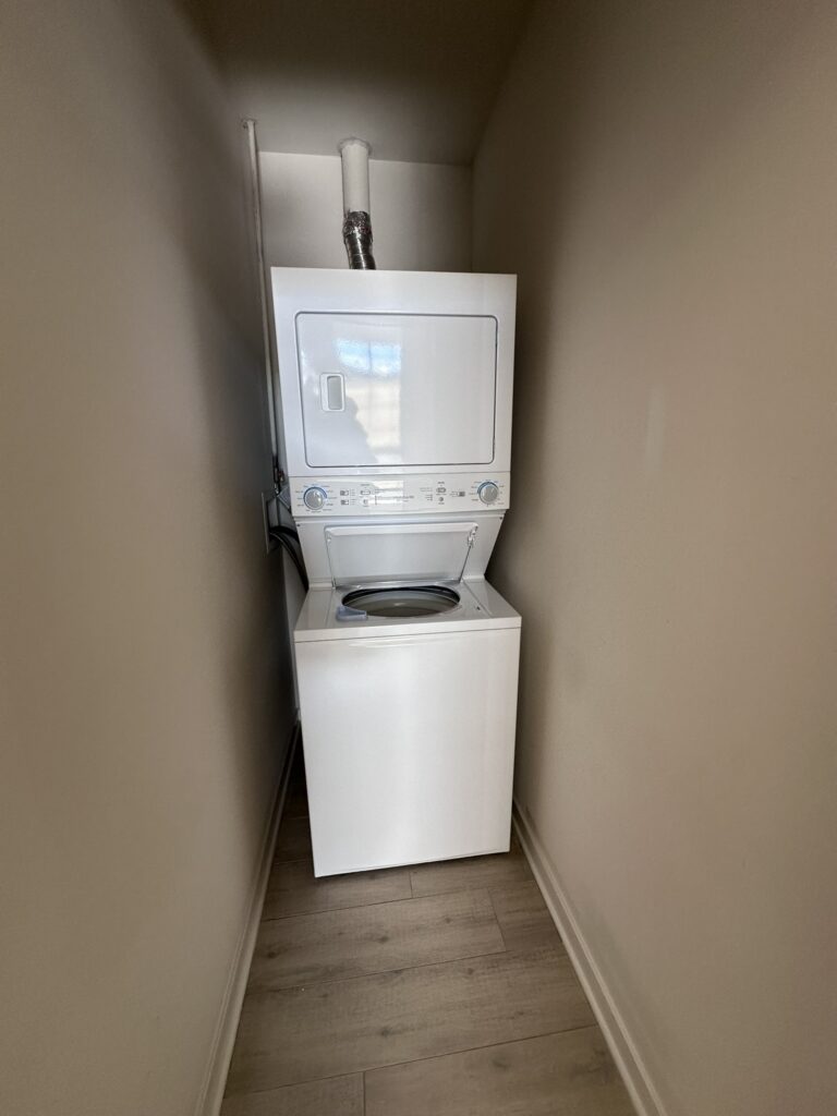 3207 N Narragansett Ave #103 — photo 12