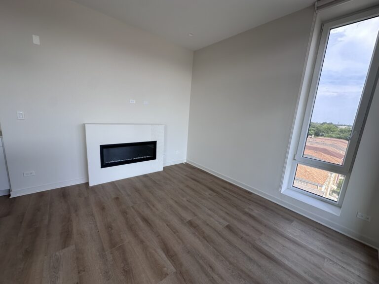 3207 N Narragansett Ave #405 — photo 12