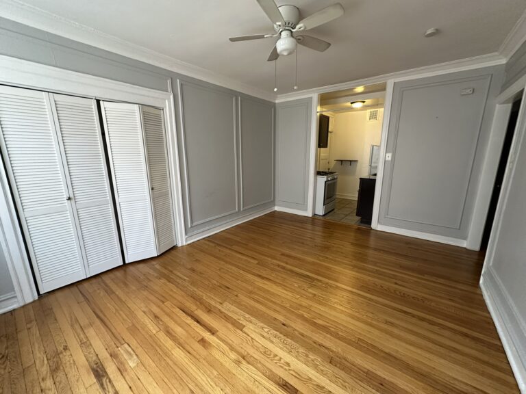 1371 W Estes Ave #2F — photo 8
